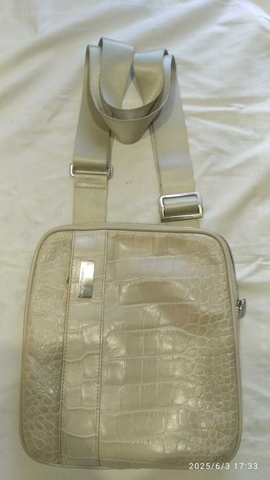 Сумка женская вертикальная кожа Piquadro Италия (оригинал) А08013019