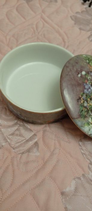 Шкатулка порцелянова.Вінтаж!