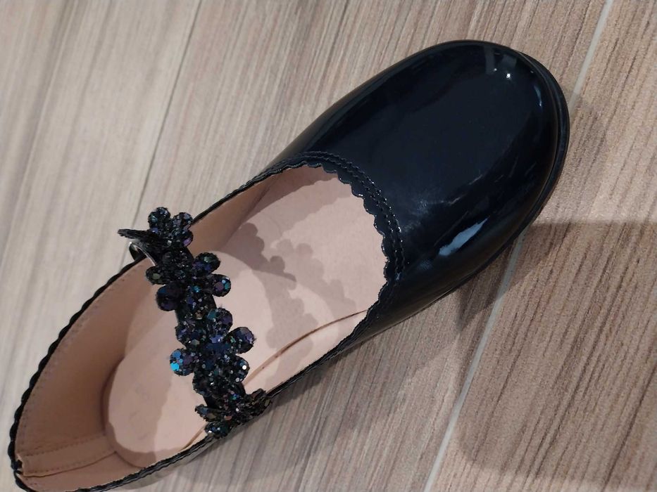 Sapatos / Sabrinas 32