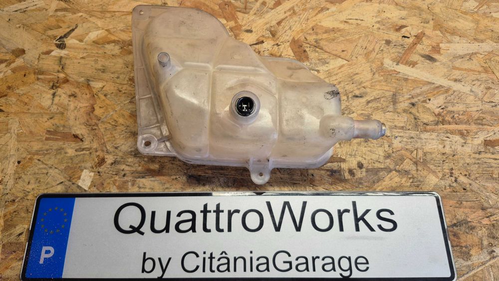 AUDI A4 B5/A6/PASSAT B5 ETC - Vaso de Expansão Original 8D0121,403C