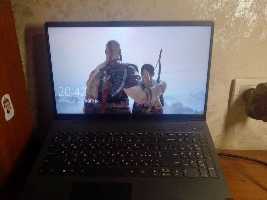 Ноутбук Ideapad 5 15IIL05. Підставка в подарунок