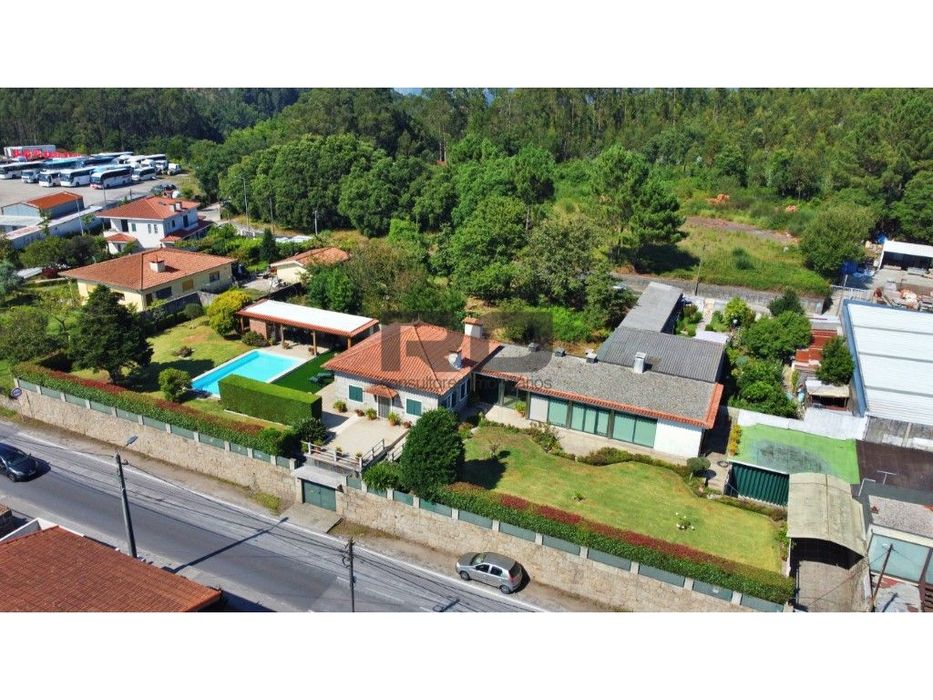 Moradia T3+1 em Guilhabreu