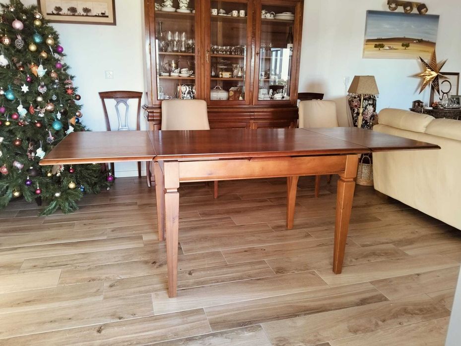 Mesa de Jantar Cerejeira - modelo Luis Filipe  (muito estimada)