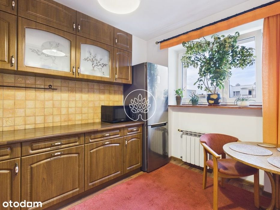 Mieszkanie 2pok 52 m2 /balkon/ piwnica/parking