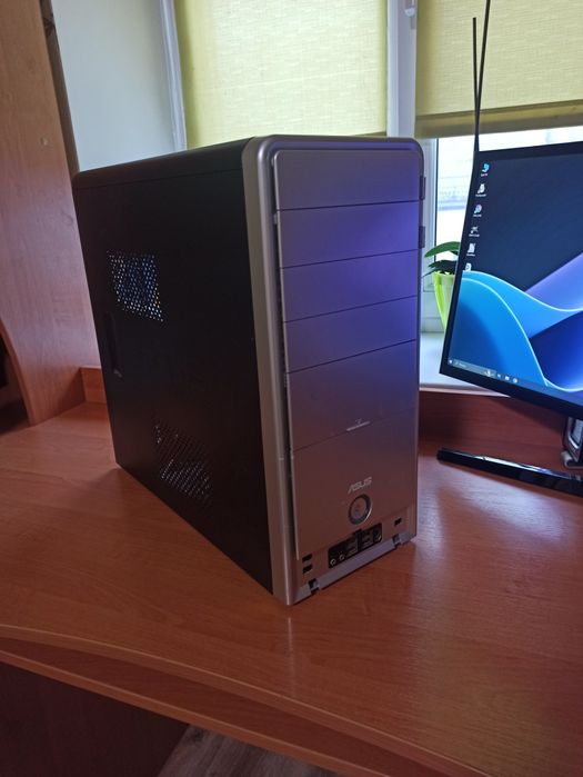 Системнисистемний блок для офісної роботи та роботи в інтернеті.