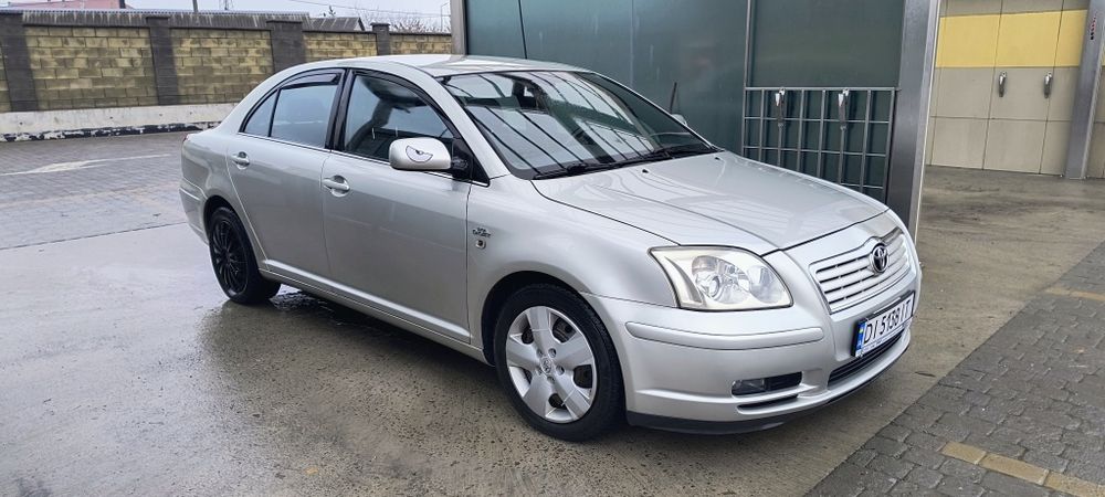 Продам або обміняю Toyota Avensis T25