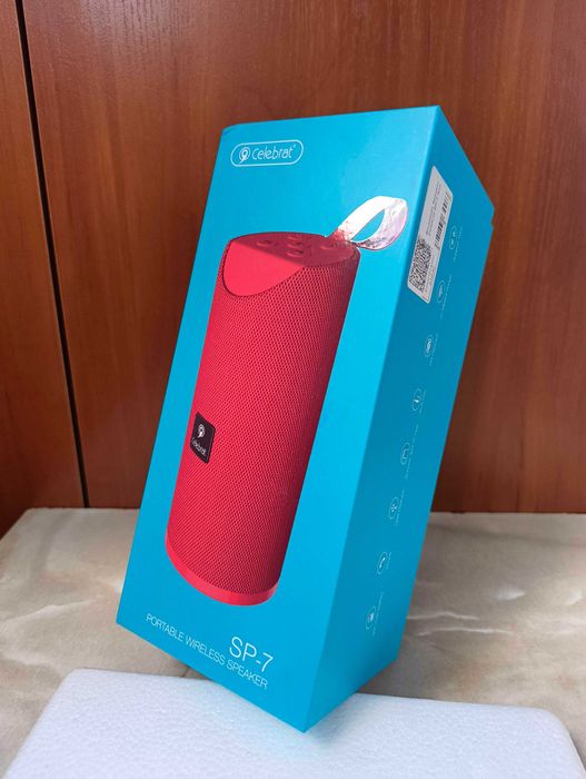 Портативна беспроводная Bluetooth колонка Celebrat SP-7 TWS