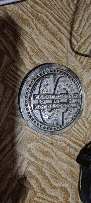 Пряжа доллар в хорошем состоянии