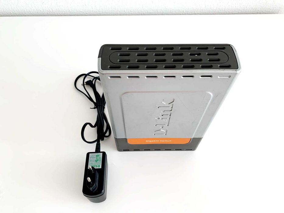 Коммутатор D-Link DES-1018DG