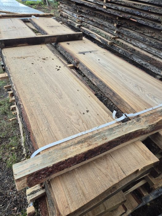 Tarcica dębowa po  suszarni próżniowej.