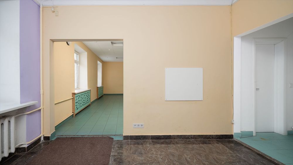 Оренда торгово офісне приміщення 68,3 кв.м. пр. Перемоги 89 Центр