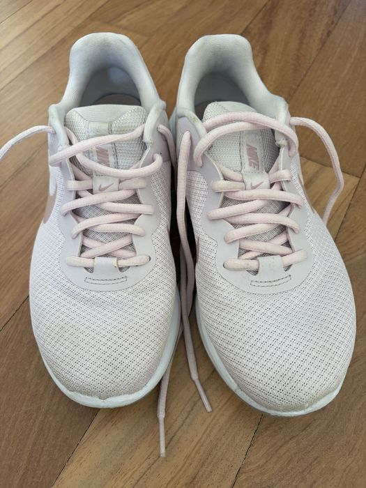 Buty  damskie Nike 38,5