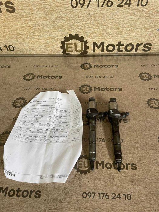 Форсунка Мазда 2.2  CX-7 CX7 3 6 R2AA13H50 mazda