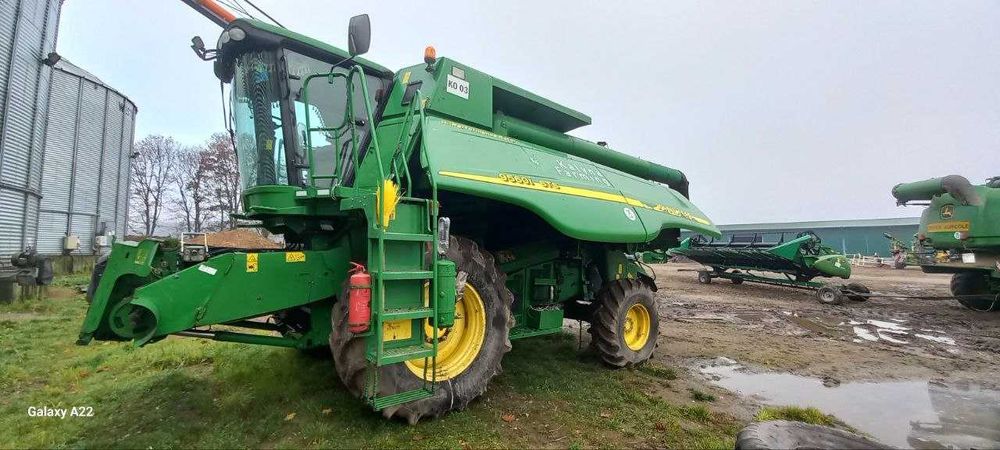Комбайн John Deere 9560I STS