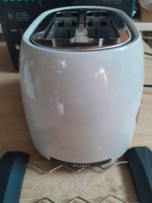 Cecotec toster 800w z wyświetlaczem beżowy