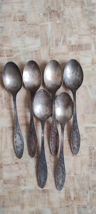 Вилки мельхіор,  ложки чайні