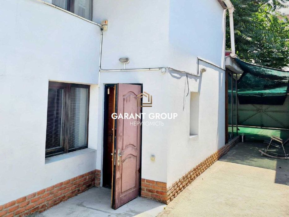 Будинок ( квартира на землі ) в Приморському районі.