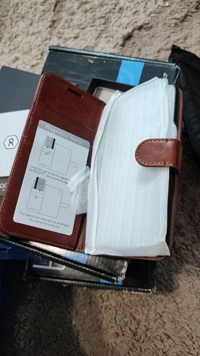 Чохли до телефону