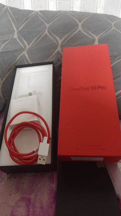One Plus 10 pro...