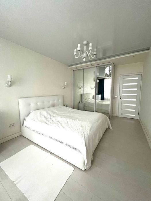 Продаж 4 кім.квартири Плугова