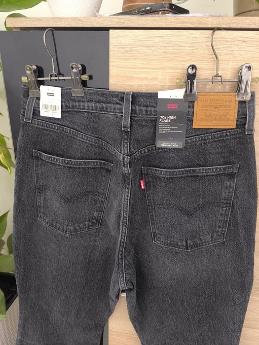 Levi's Strauss 70s High Flare