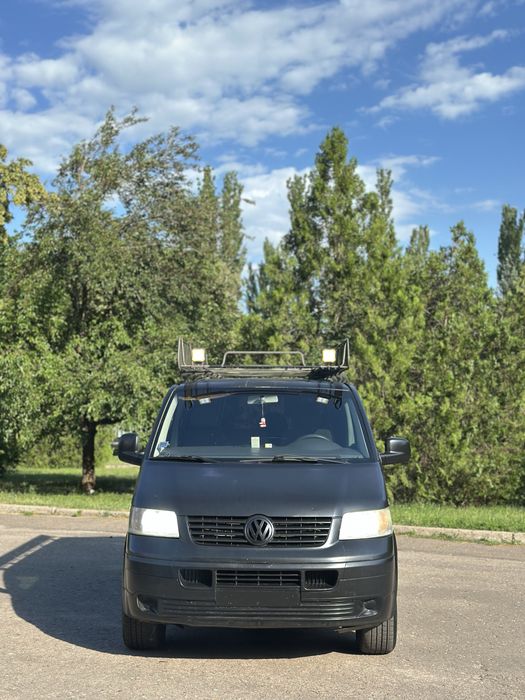 Volkswagen Transporter 5 покоління/2.0 дизель/механіка