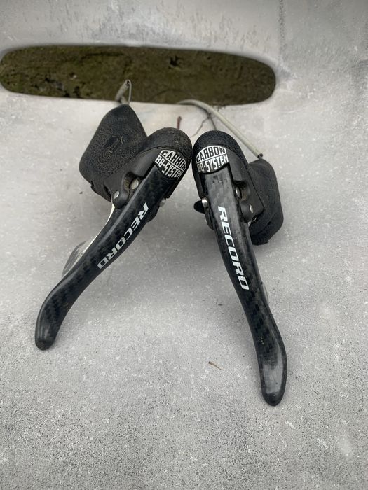 Manetes campagnolo carbono