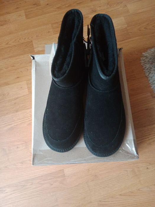 Продам UGG,уггі нові