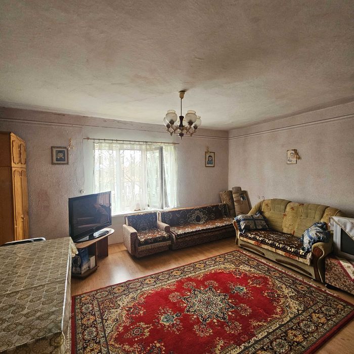 Продаж будинку в Сваляві цегляного