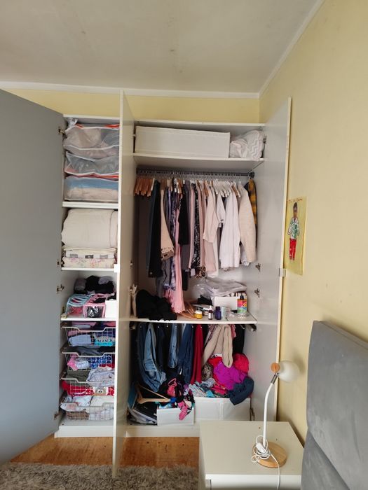 Roupeiros Ikea 2,20*1,50 com vários acessórios