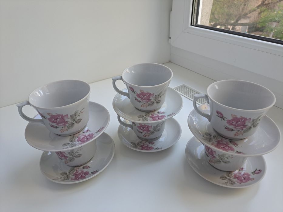 Набор чашек кофейно-чайных.