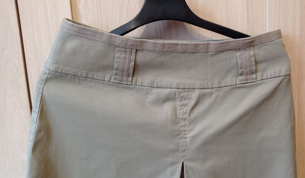 Esprit spódniczka do kolan w kolorze khaki, r. 38