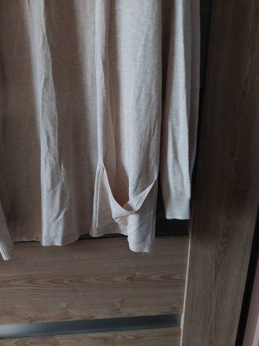 Sweter damski firmy FF. Rozmiar 38