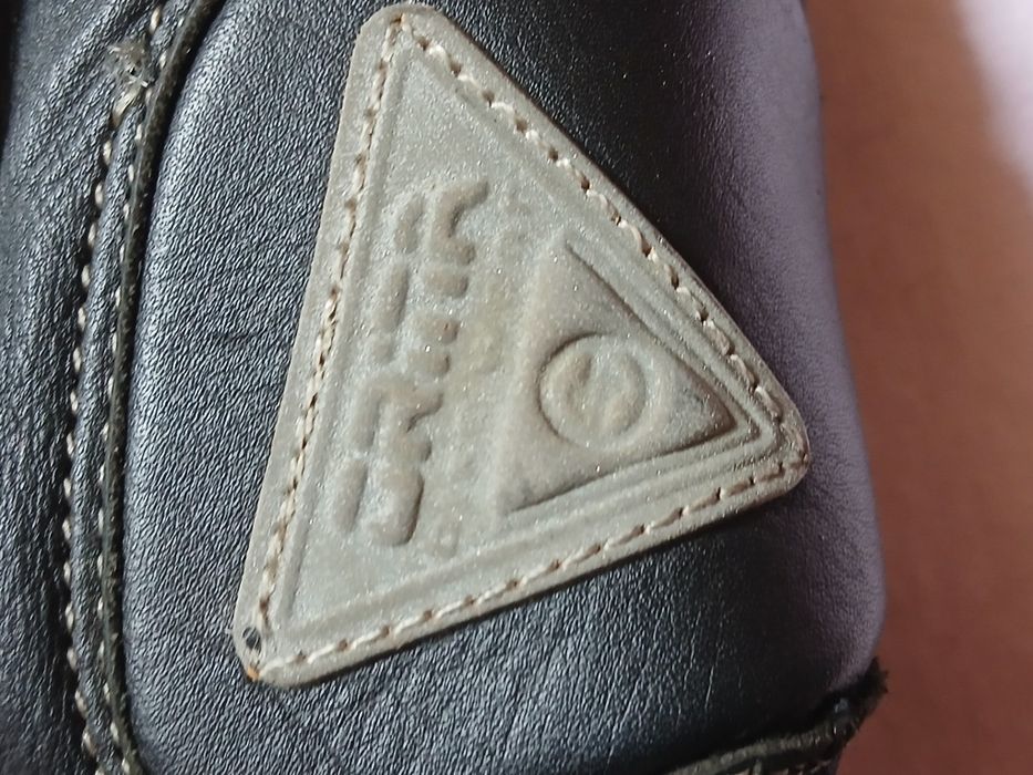 Шкіряні  моторукавички