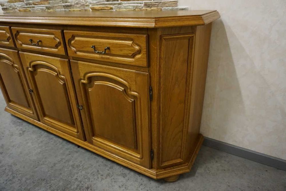 Komoda Dębowa 3 drzwiowa szer. 170 cm    P-1347