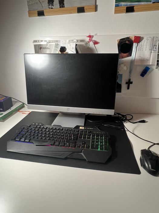 Monitor rato e teclado