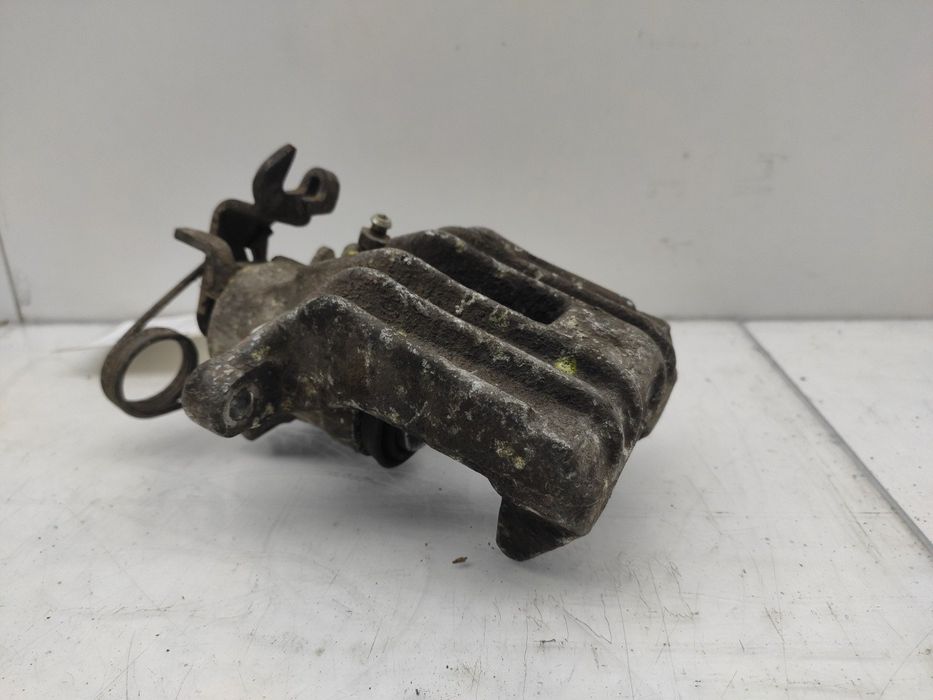 Pinça travão / maxila de travão trás direita AUDI A4 (8E2, B6)