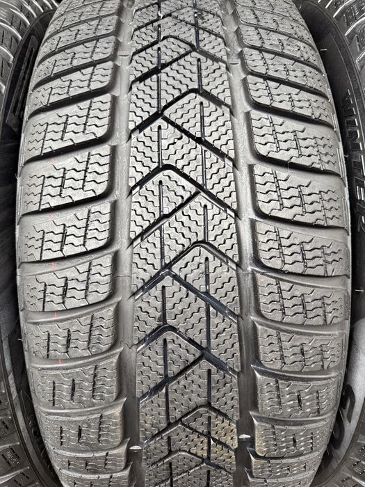 245/45 R18 + 275/40 R18 Pirelli Sottozero 3 4шт.