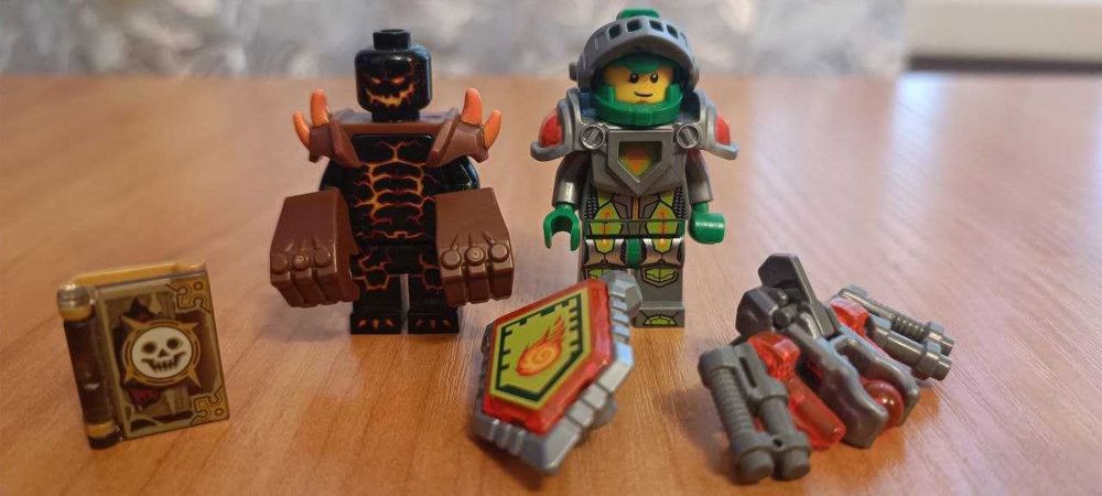 LEGO NEXO KNIGHTS Лавинный разрушитель Молтора (70313): 1 100 грн