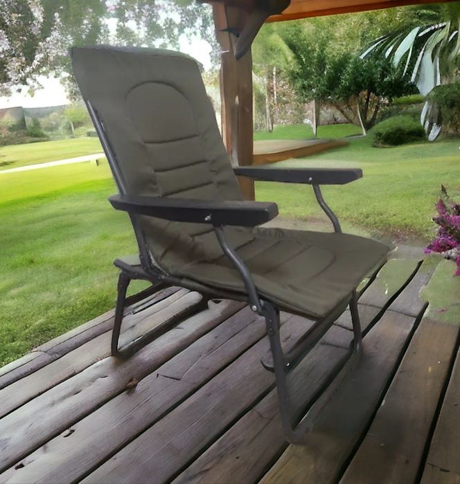 Крісло розкладне для рибалки і відпочинку з підлокітниками Ранок Люкс