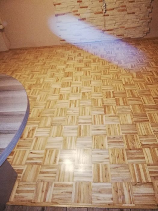 Cyklinowanie bezpyłowe, renowacja starych podłóg drewnianych..