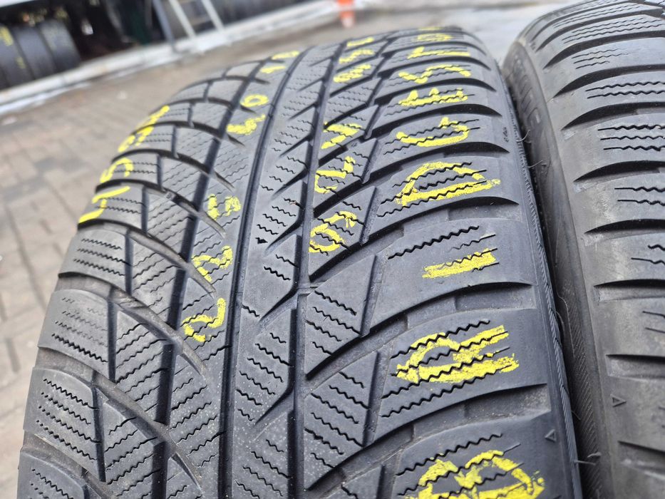 Bridgestone Blizzak LM001 225/40r18 92V Rant ochronny N4592