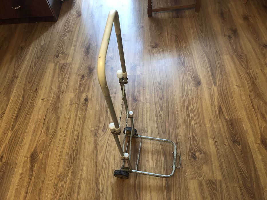 Візок заводский.