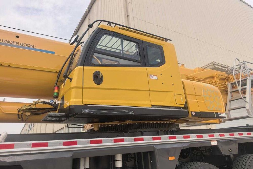 Автокран XCMG XCA160H вантажопідіймальність 160 т. 2025 р. в наявності