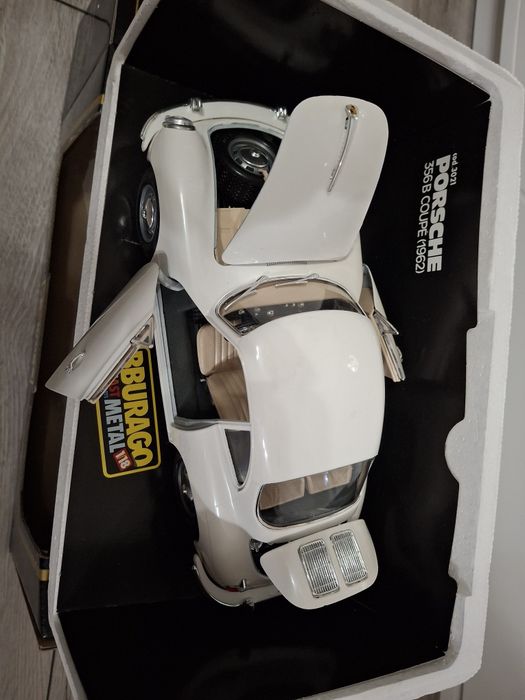 Samochód Kolekcjonerski Porsche 356B Coupe 1961 Bburago 1:18