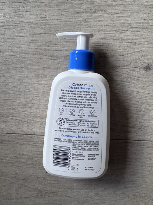 cetaphil oily skin cleanser