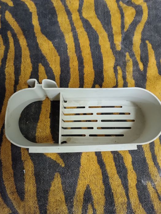 Поличка для ванної кімнати.