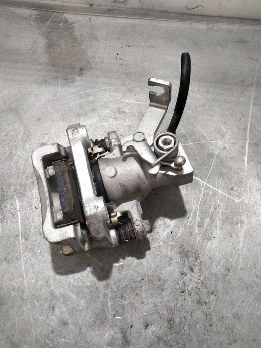 Calíper De Freio Traseiro Direito Suzuki Vitara Ly