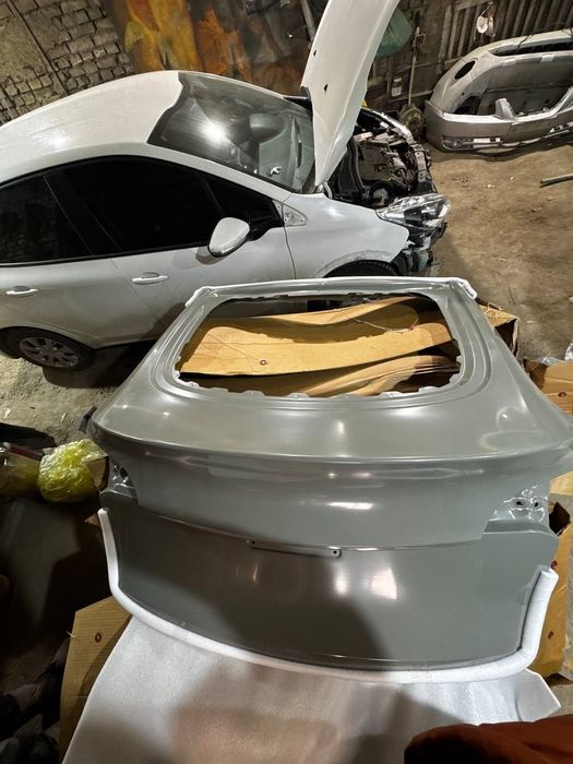 Ляда бампер крыло филенка зад перед Тесла у Tesla Model Y