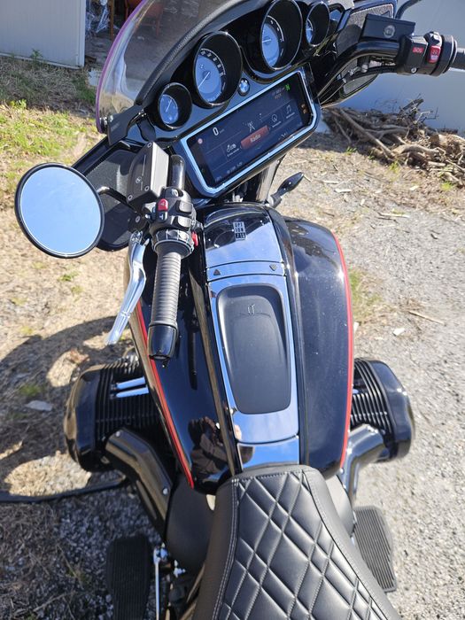 Bmw r18 B (aceito retoma)